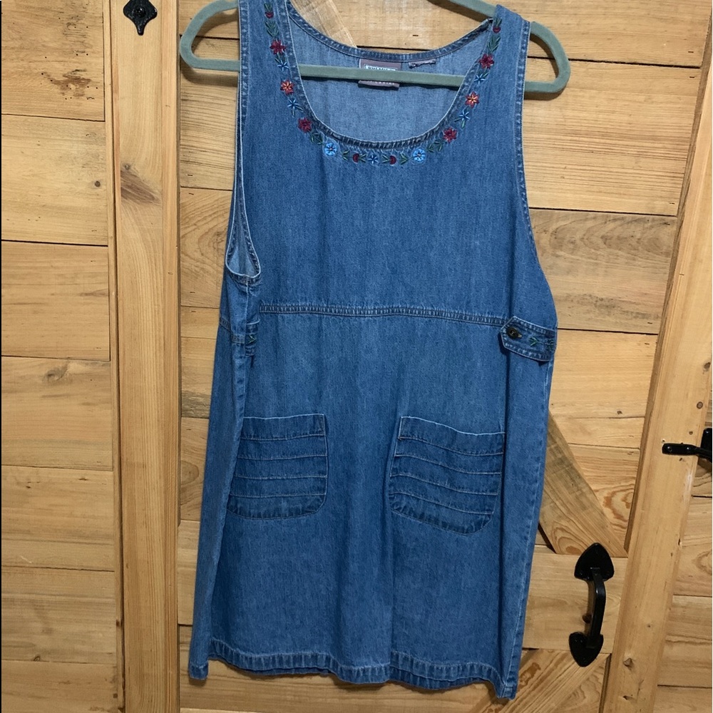 Retro Embroidered denim dress